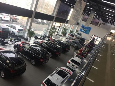 新平行進(jìn)口路虎攬勝美規(guī)版歐規(guī)版行政大型特賣會，尊享奢華駕乘體驗